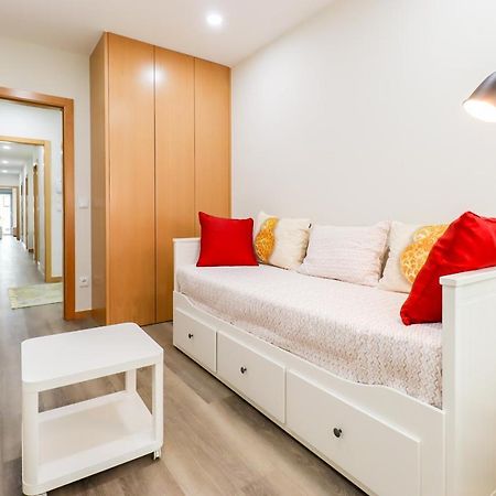 Tiana Apartment - City Centre With Terrace Виана-ду-Каштелу Экстерьер фото