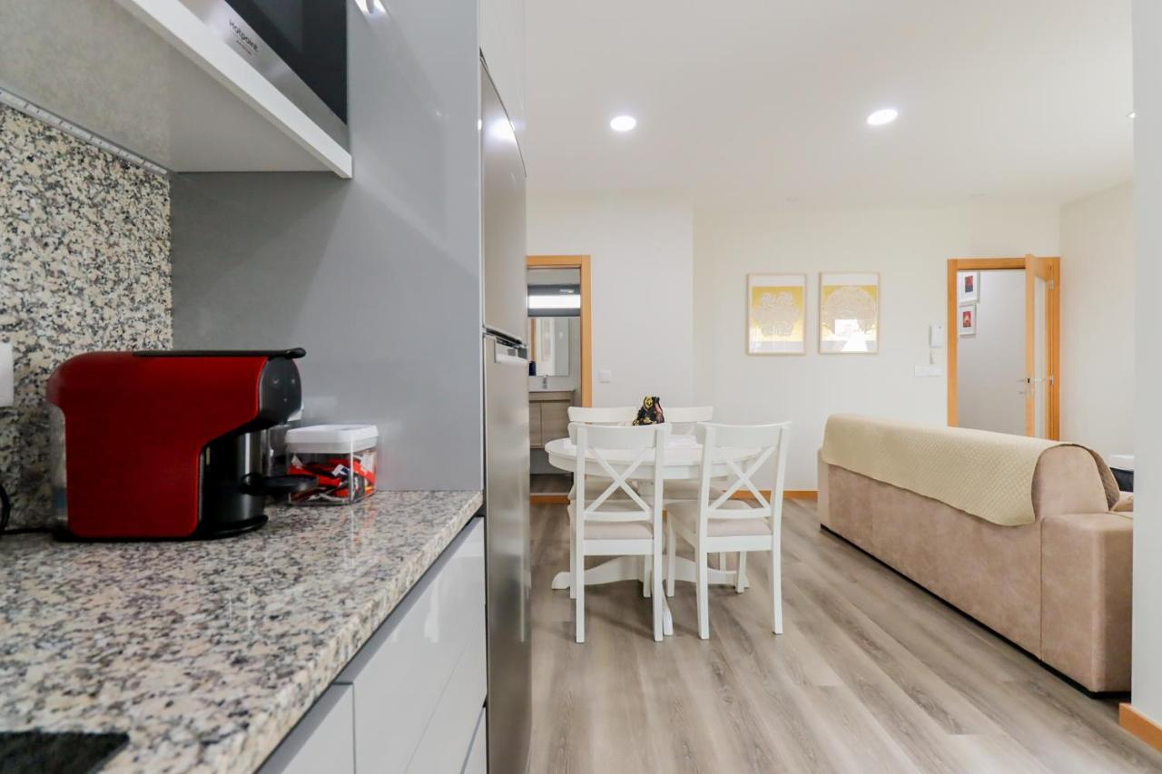 Tiana Apartment - City Centre With Terrace Виана-ду-Каштелу Экстерьер фото