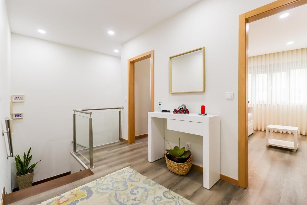 Tiana Apartment - City Centre With Terrace Виана-ду-Каштелу Экстерьер фото