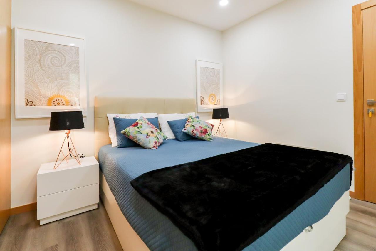 Tiana Apartment - City Centre With Terrace Виана-ду-Каштелу Экстерьер фото